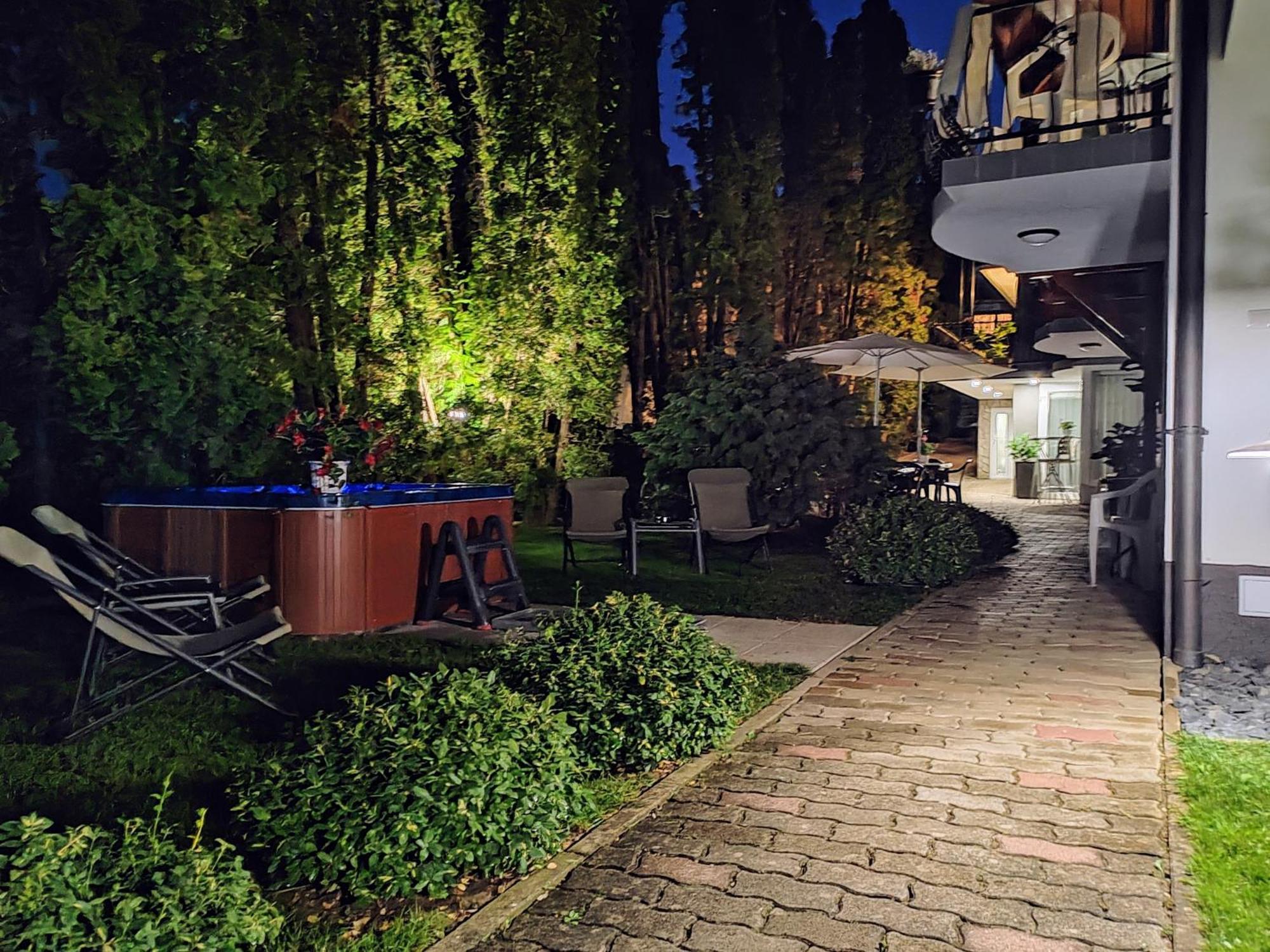 Heviz Apartman Heviz Luaran gambar